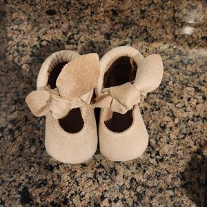 Freshly Picked Moccasins, size 3.